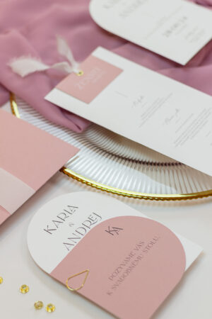 MONELLINE studio